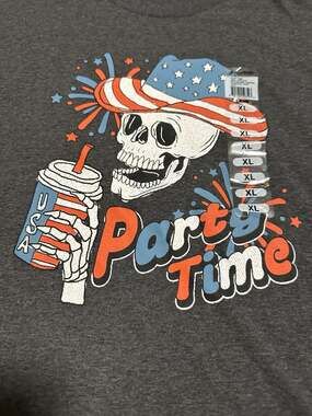 Academy Sports + Outdoors Patriotic Skull Party Time Graphic T-Shirt Size XL